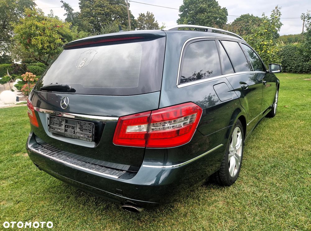 Mercedes-Benz Klasa E 350 CDI DPF BlueEFFICIENCY 7G-TRONIC Avantgarde - 4