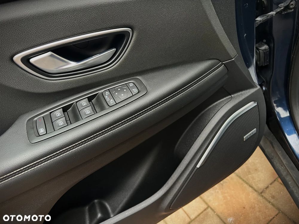 Renault Scenic 1.6 dCi Energy Bose Edition - 27