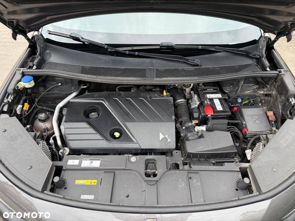 DS Automobiles DS 7 Crossback 2.0 BlueHDi Performance Line + - 38