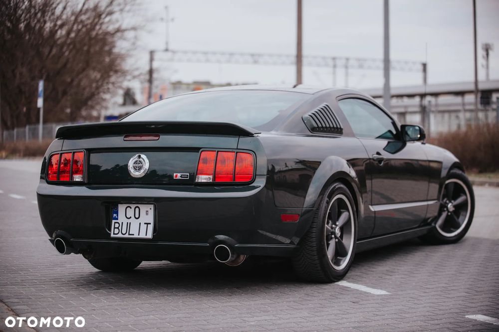 Ford Mustang - 11