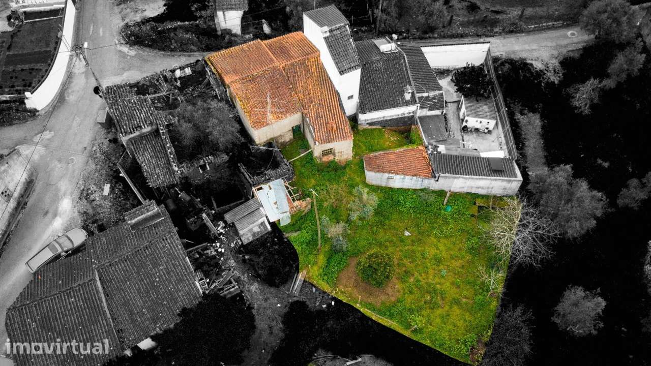 Moradias por concluir com anexo e terreno — oportunidade única em Cada - Grande imagem: 2/36