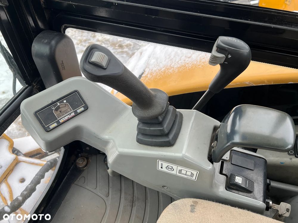 Caterpillar 302.5C * Minikoparka CAT 302.5 * 3 Tony * Długie Ramie * Stan Bardzo Dobry * - 19