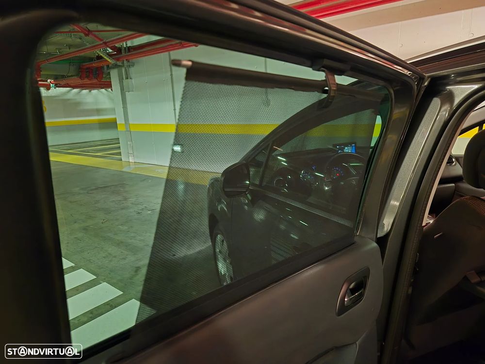 Peugeot 5008 1.6 E-HDi Allure 2-Tronic - 35