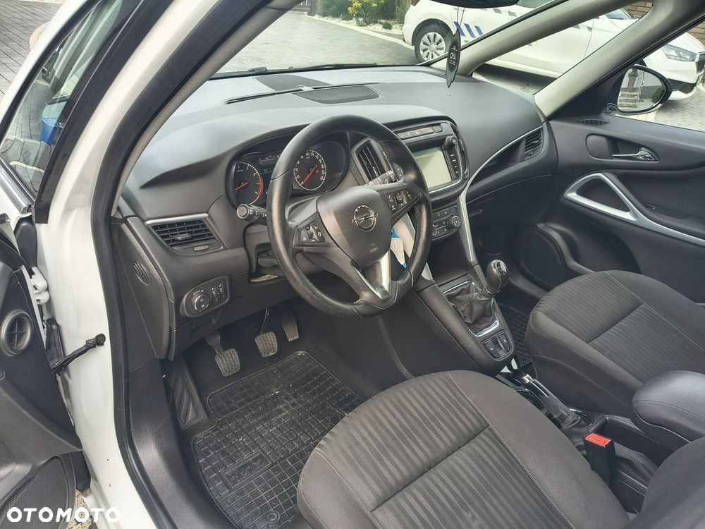 Opel Zafira 1.4 Turbo Business Edition - 6