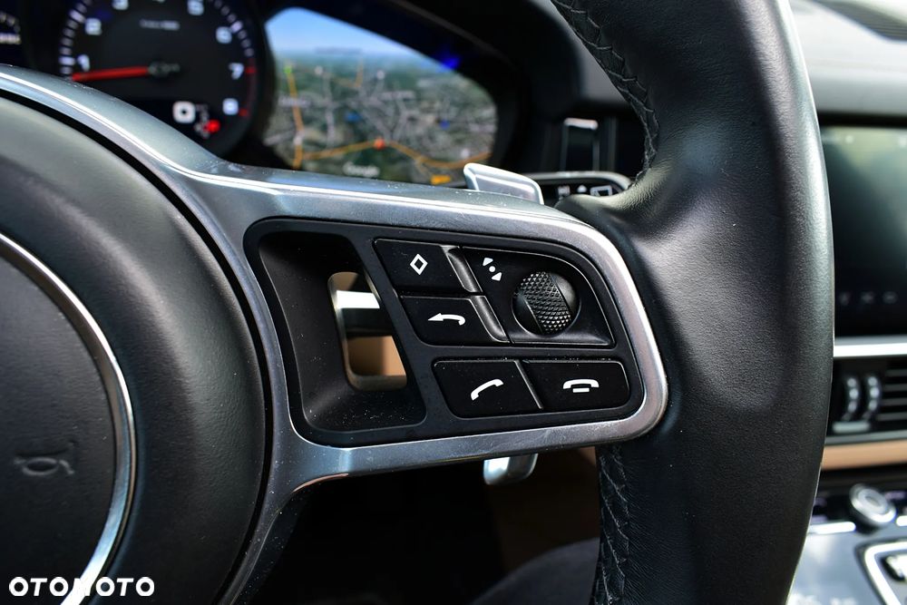 Porsche Cayenne Platinum Edition - 13