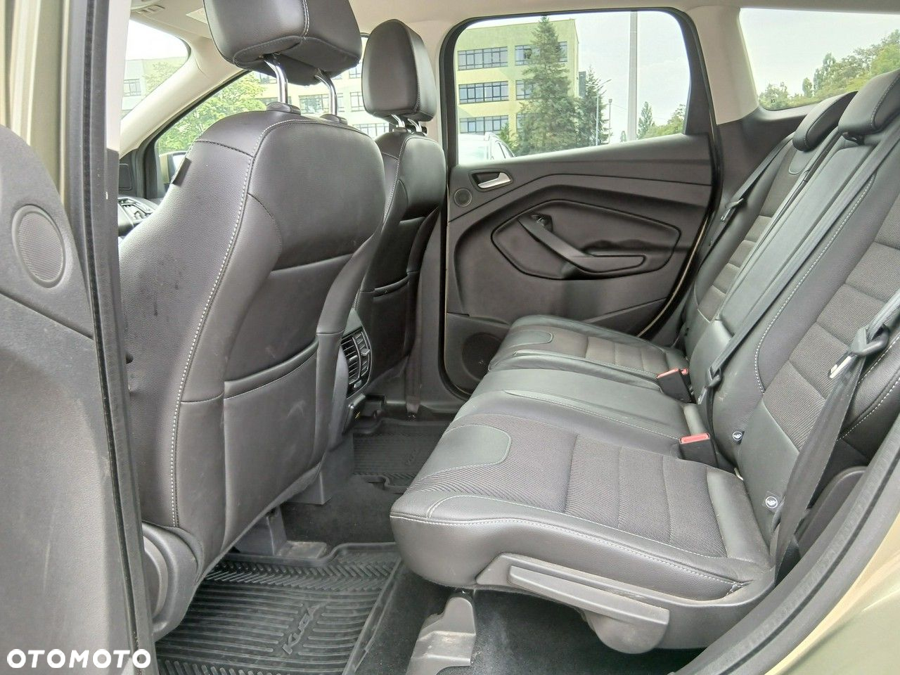 Ford Kuga - 15