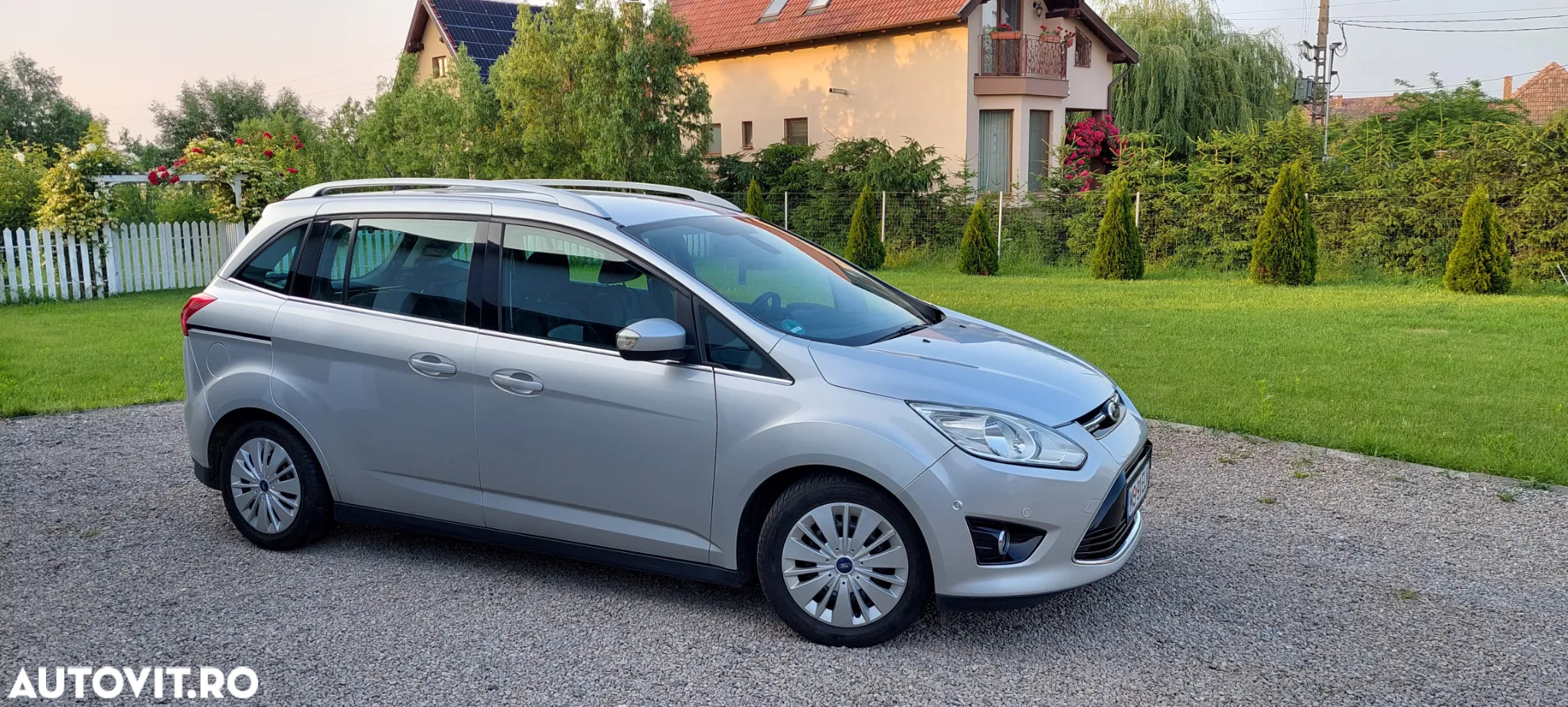 Ford Grand C-Max 1.6 TDCi Titanium - 2