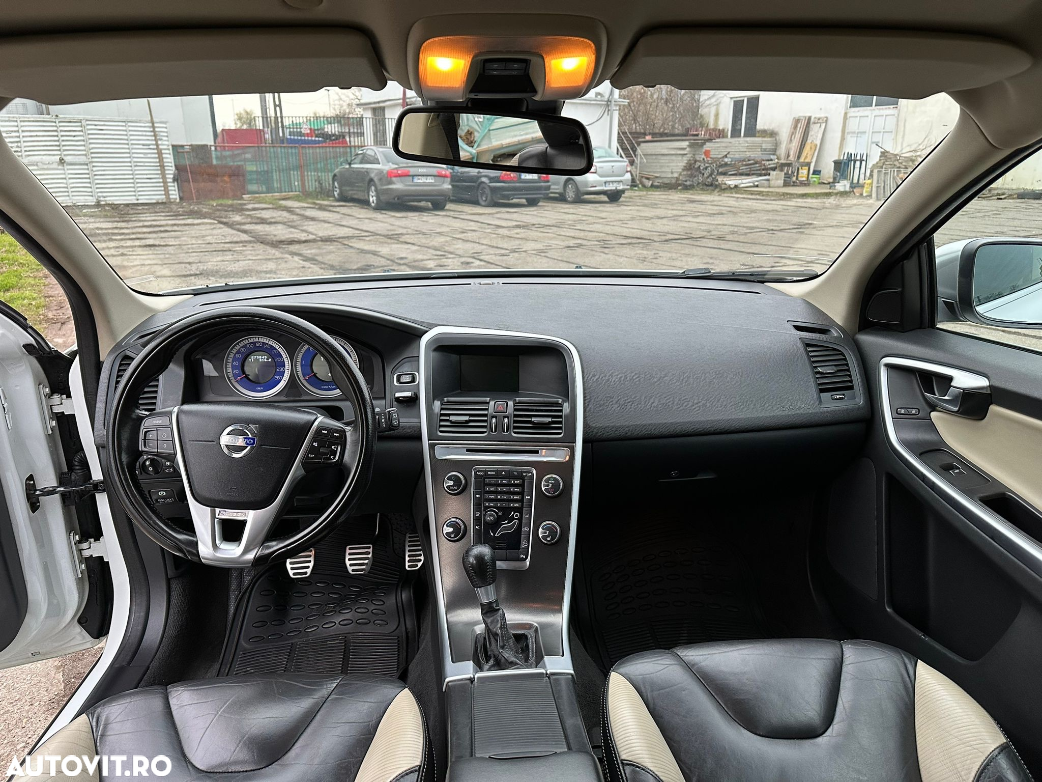 Volvo XC 60 D3 AWD Kinetic - 10