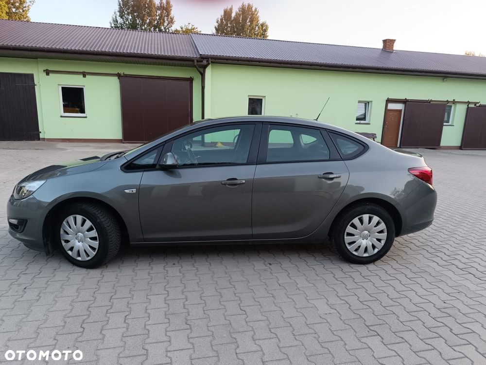 Opel Astra - 5