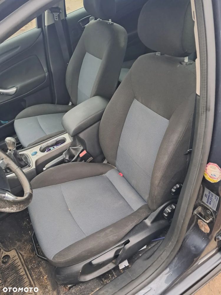 DAWCA CZĘŚCI FORD MONDEO MK4 IV 2.0 16V KL. X6 - 12