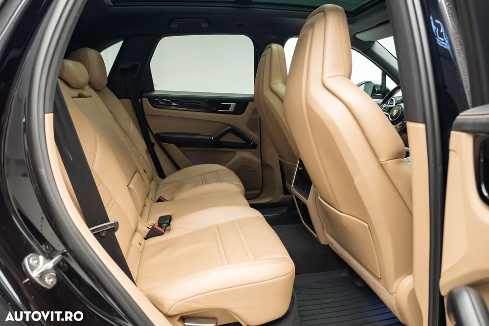 Porsche Cayenne S Tiptronic S - 37
