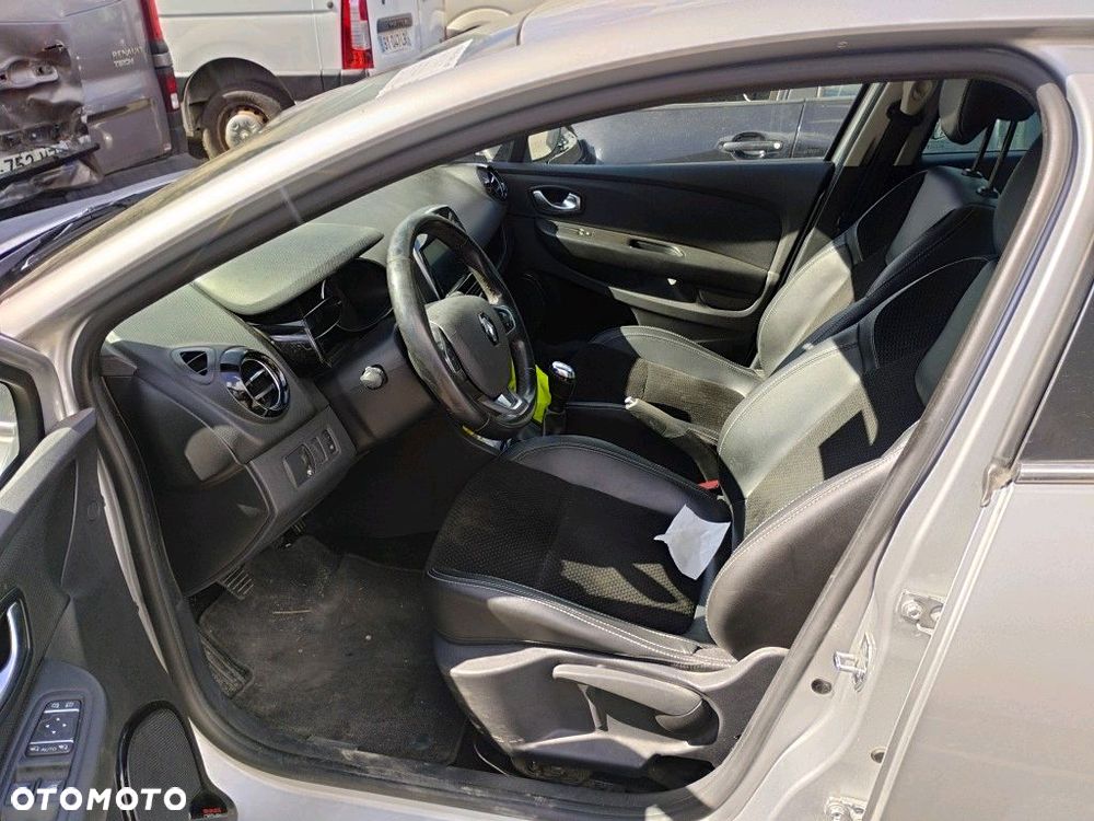 Renault KANGOO Express - 11