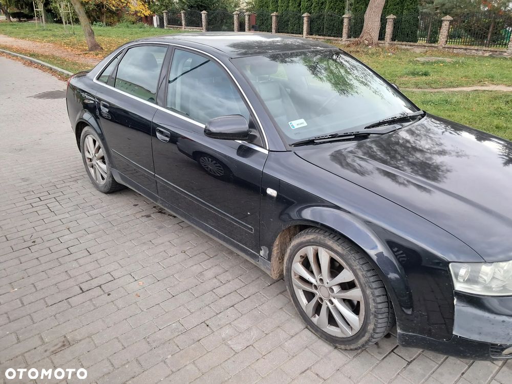 Audi A4 Limousine 2002 photo 2