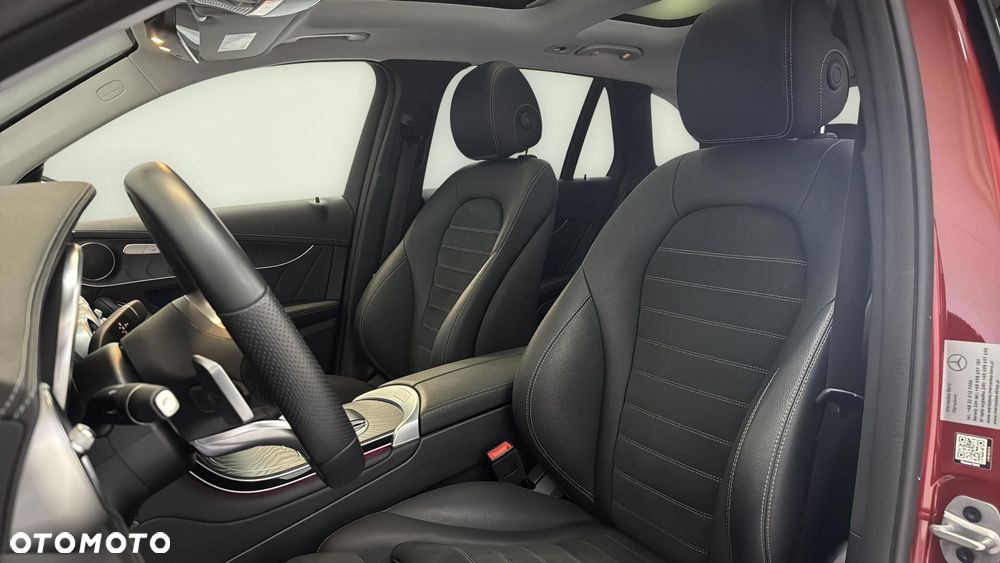 Mercedes-Benz GLC 300 d 4-Matic - 12