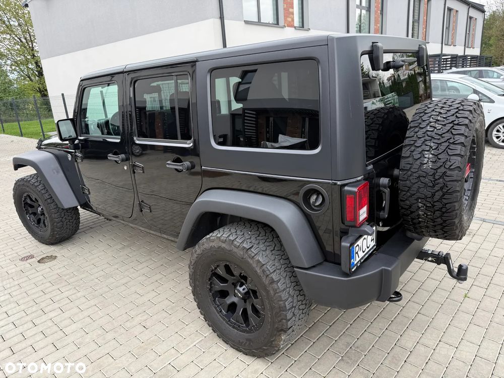 Jeep Wrangler Unlimited 3.6 Automatik JK Final Edition - 3