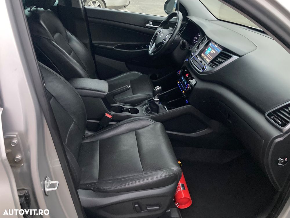 Hyundai Tucson 2.0 CRDI 4WD Premium - 23