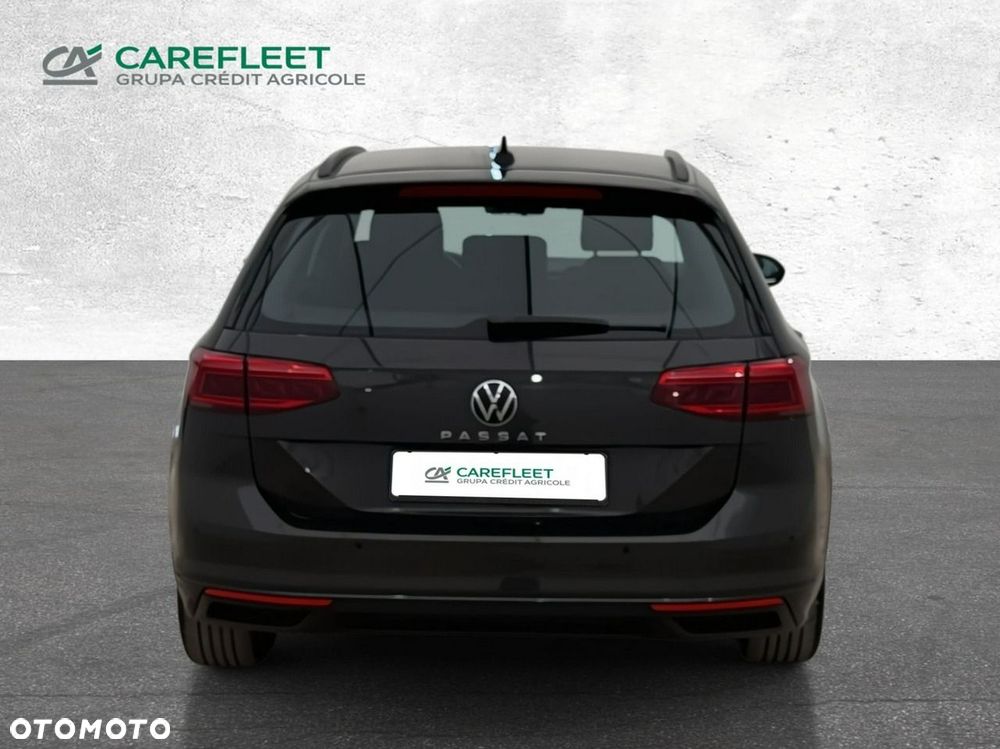 Volkswagen Passat - 7