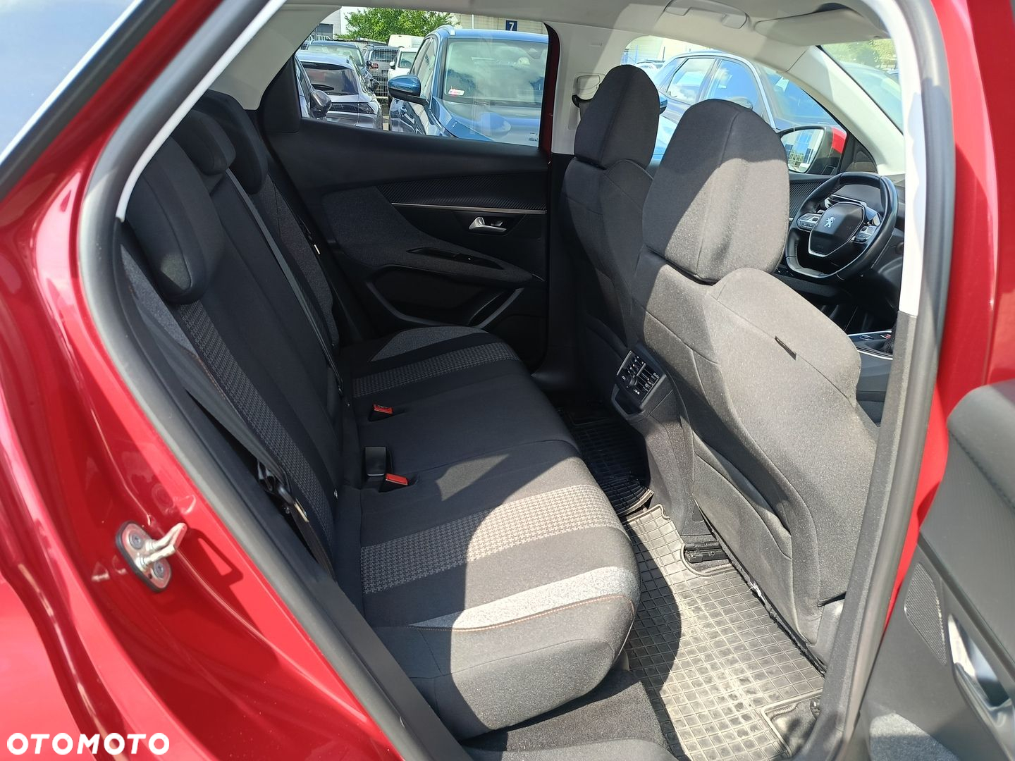 Peugeot 3008 - 8