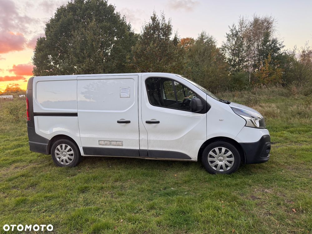 Renault Trafic - 14