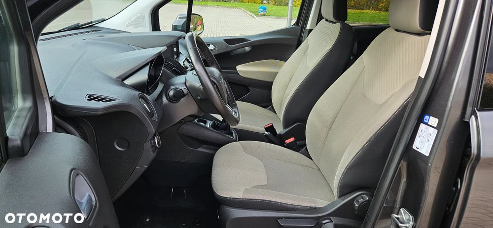 Ford Tourneo Courier 1.5 TDCi Titanium - 10