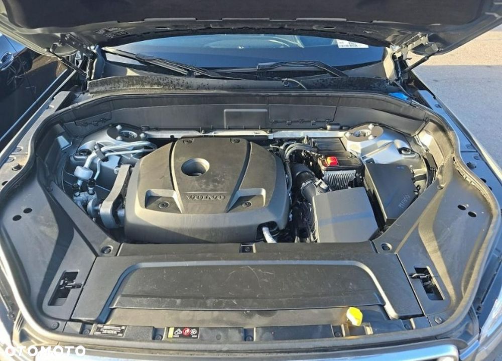 Volvo XC 90 - 11