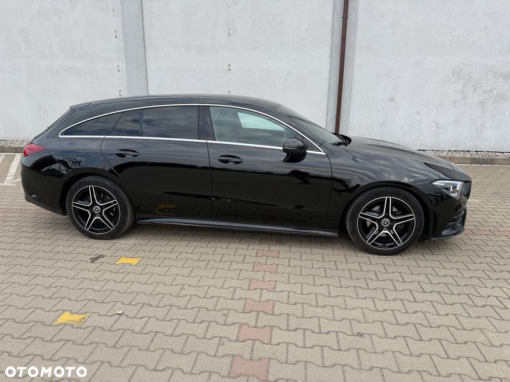 Mercedes-Benz CLA 180 7G-DCT AMG Line - 10