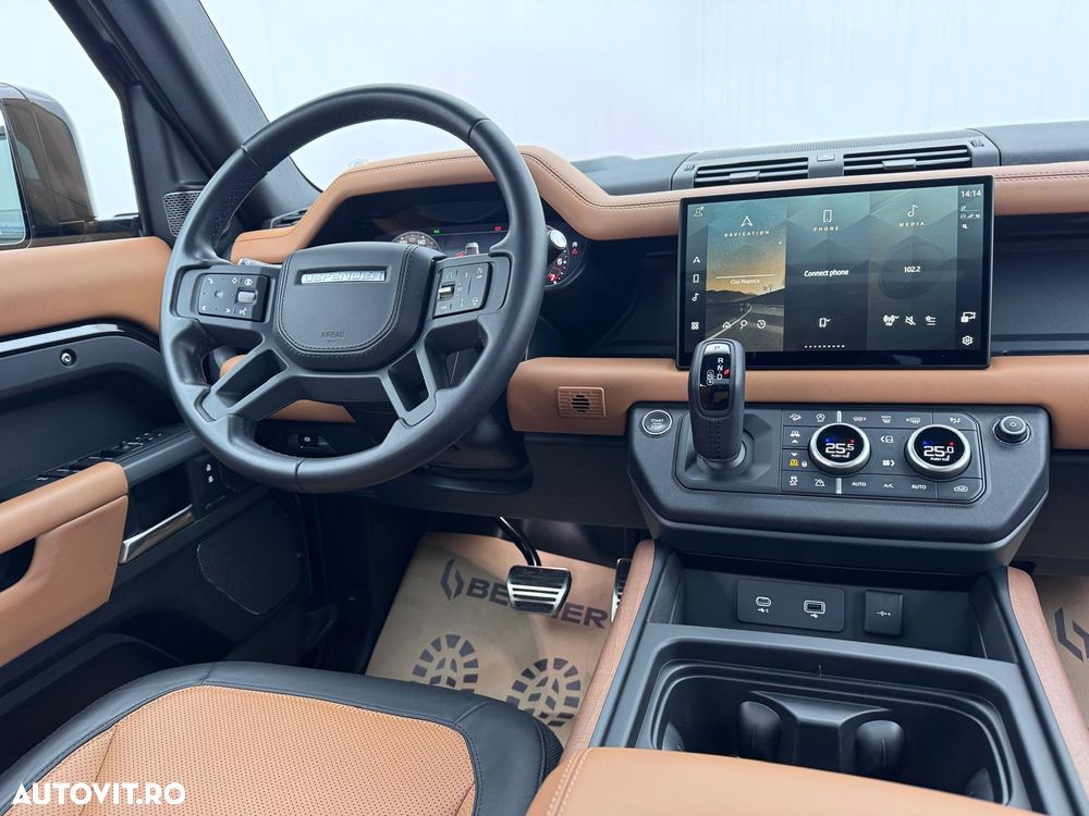 Land Rover Defender 110 3.0 P400 MHEV X - 30