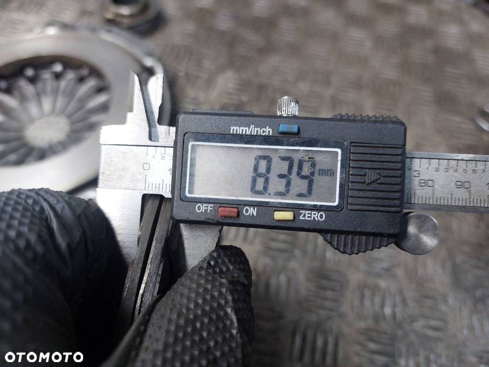 SPRZĘGŁO TARCZA + DOCISK + ŁOŻYSKO OPOROWE MAZDA 6 I GG GY 2.0 16V - 9