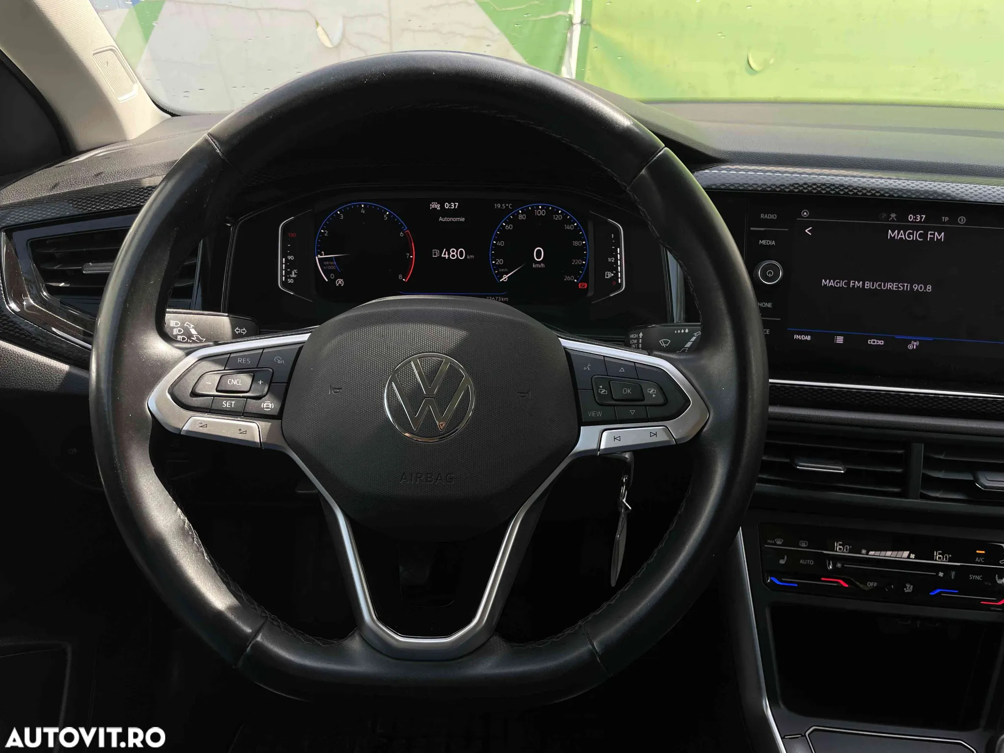Volkswagen Taigo - 9