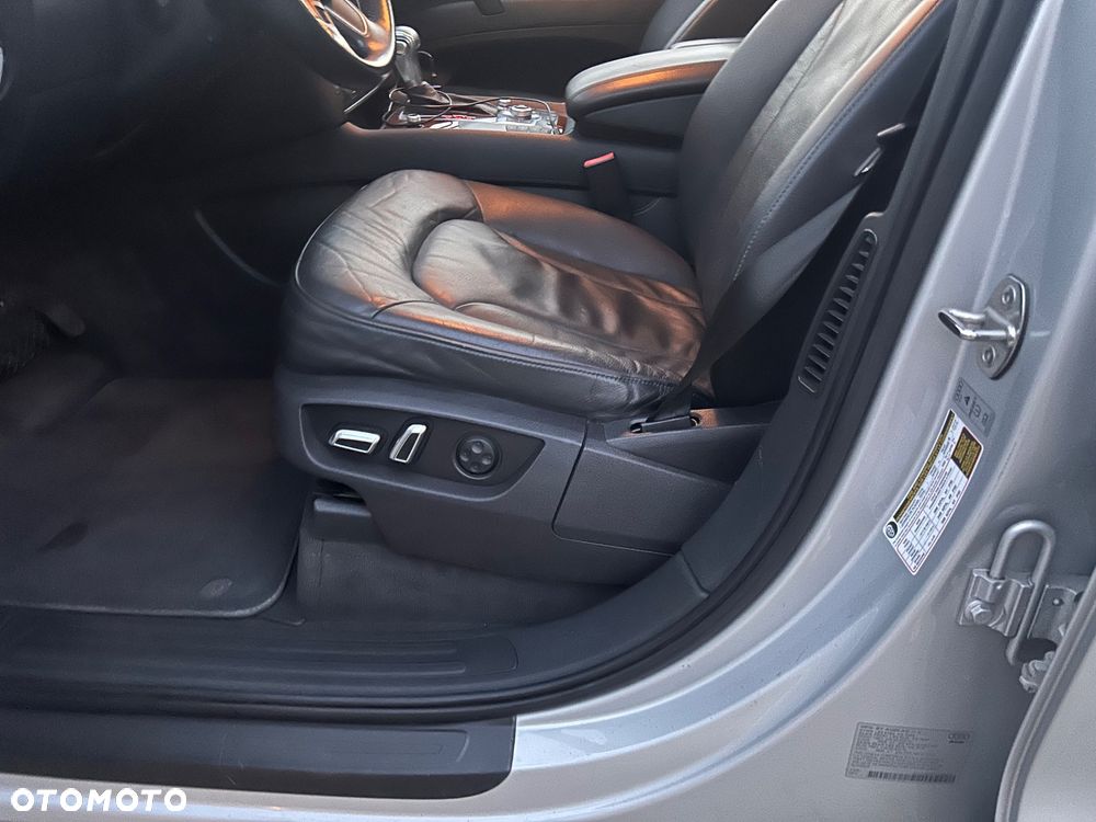 Audi Q7 - 11