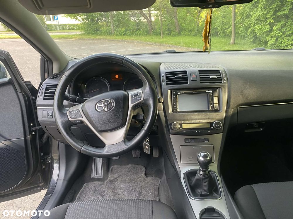 Toyota Avensis 2.0 D-4D Sol plus+NAVI - 2