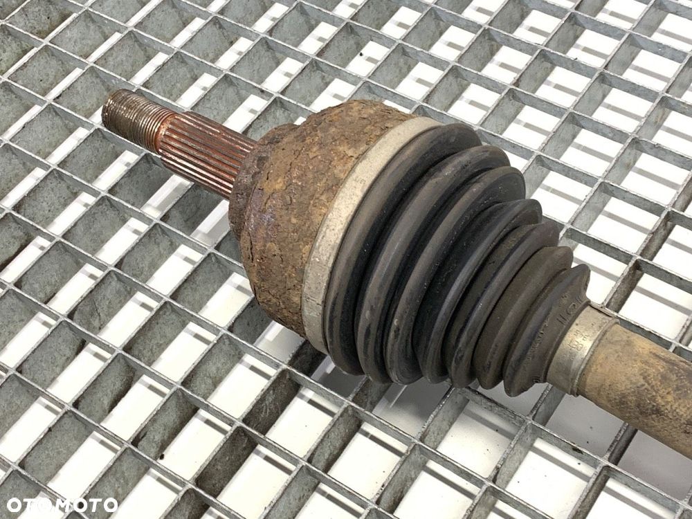 PÓŁOŚ LEWY PRZÓD - 69.00 PLN - RENAULT ESPACE IV (JK0/1_) 2002 - 2022 1.9 dCi (JK0U) 85 kW [116 - 3