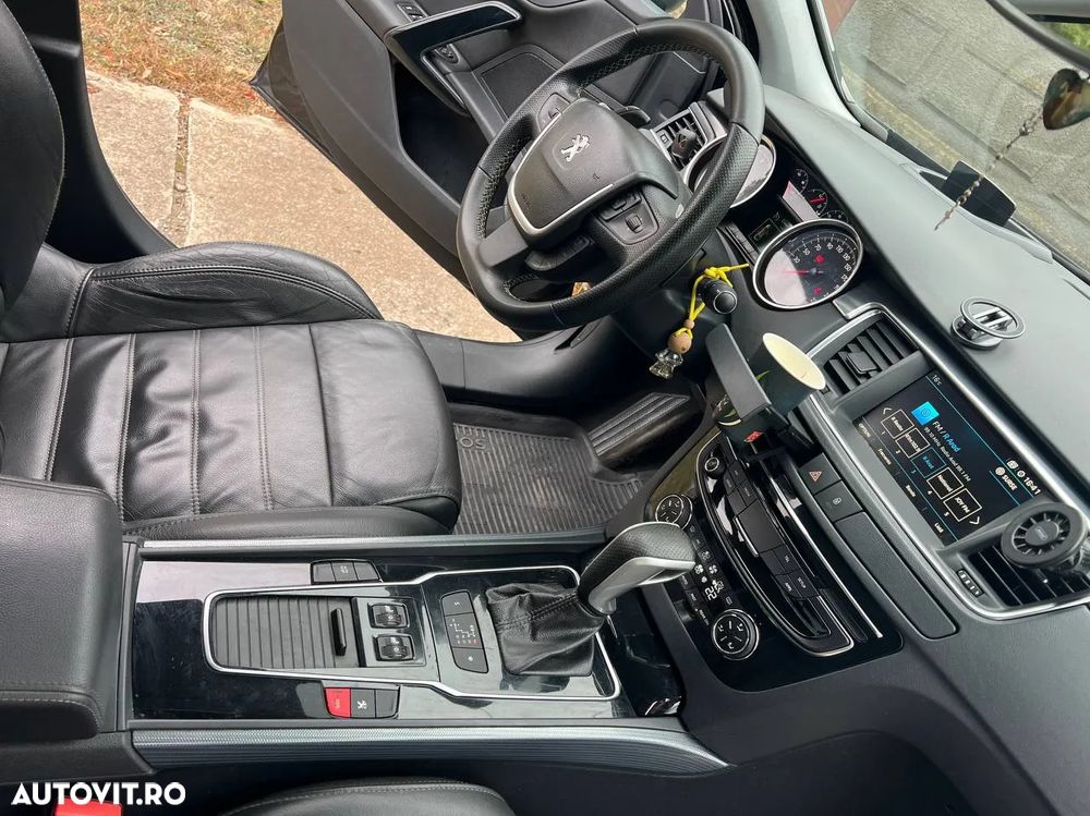 Peugeot 508 2.0 HDI FAP BVA Active Aut. - 12