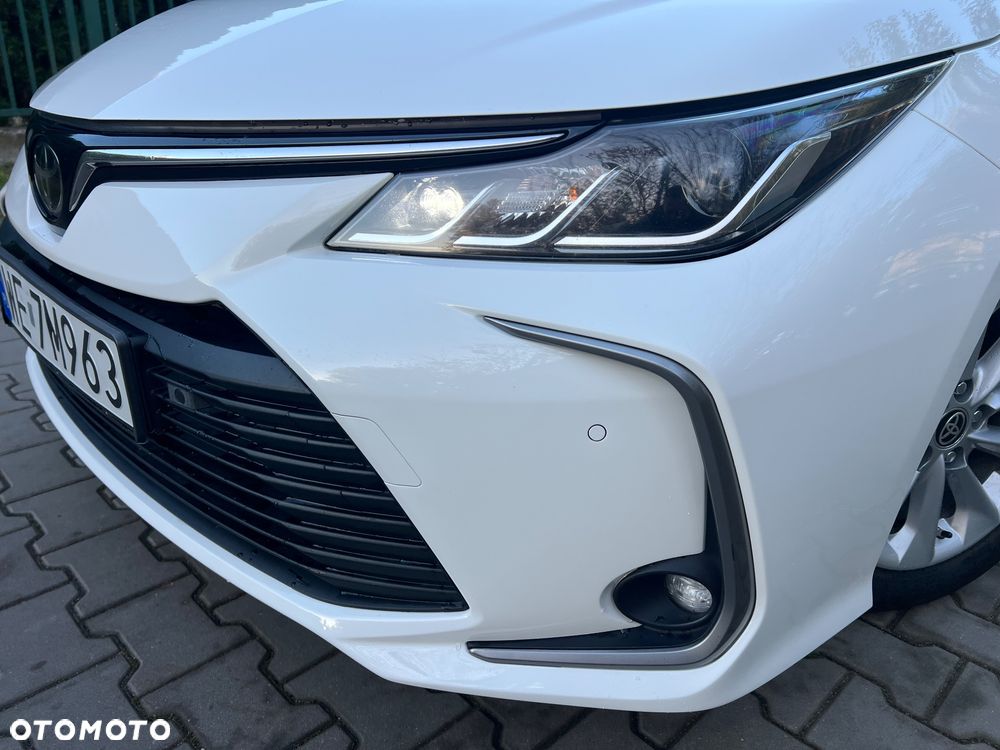 Toyota Corolla - 11