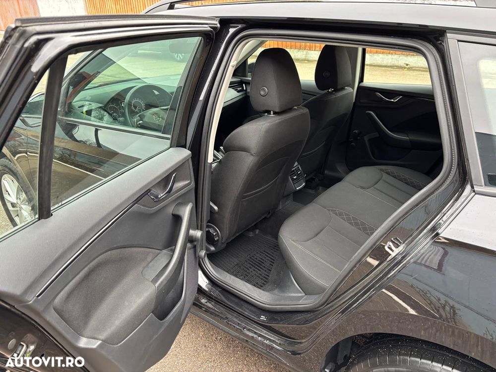 Skoda Kamiq 1.0 TSI Ambition - 8