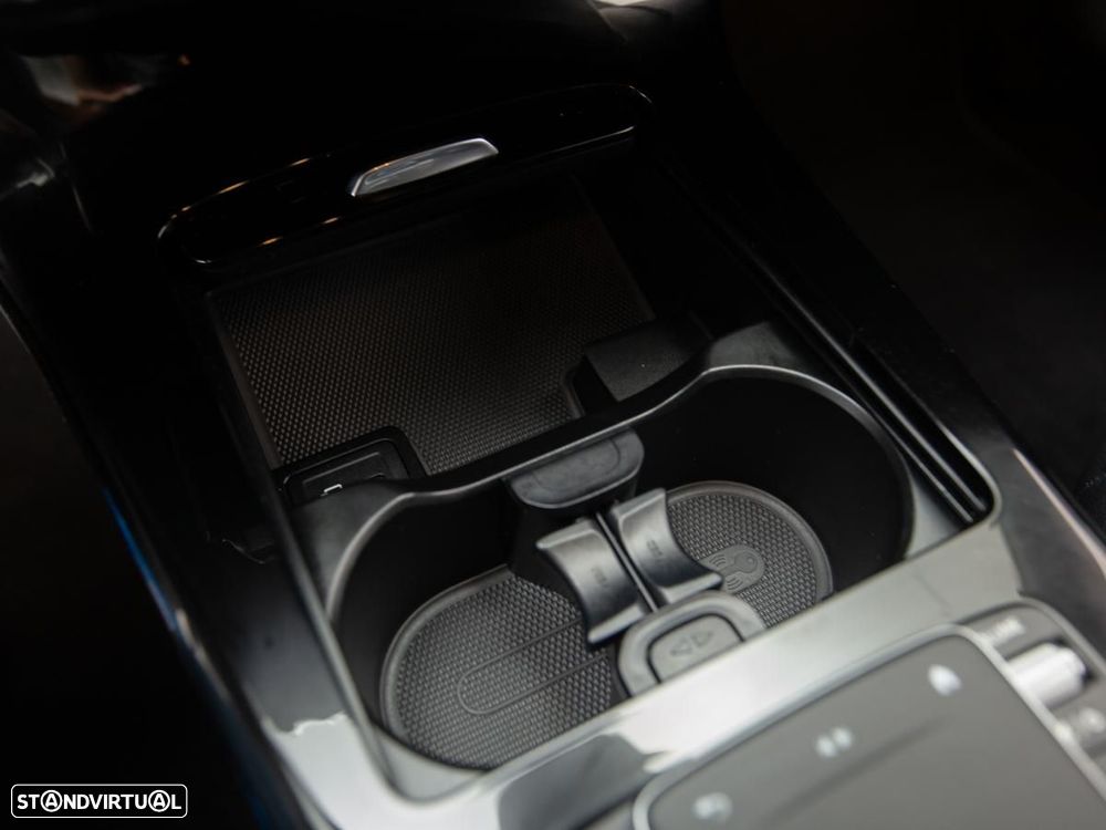 Mercedes-Benz CLA 250 e Shooting Brake AMG Line - 22