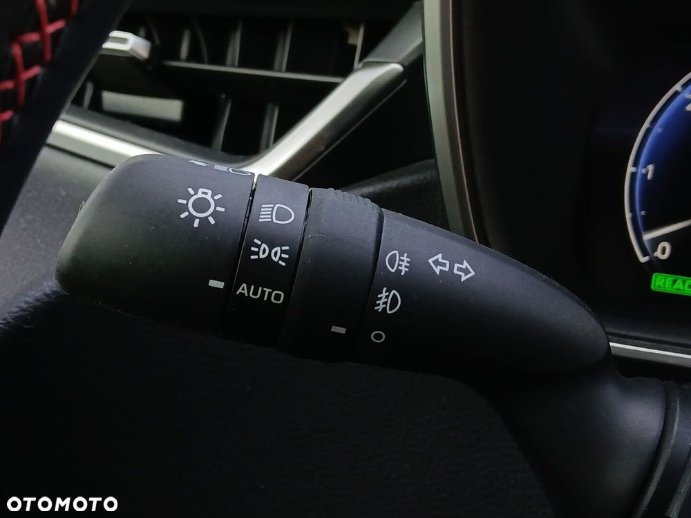 Toyota Corolla 1.8 Hybrid GR Sport - 28