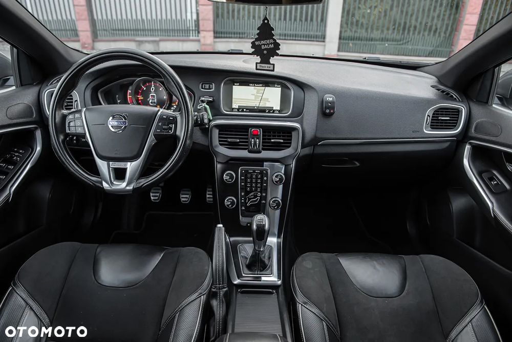 Volvo V40 D2 Drive-E R-Design Kinetic - 18