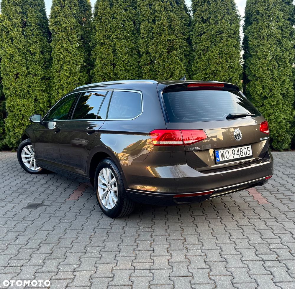 Volkswagen Passat 2.0 TDI (BlueMotion Technology) Comfortline - 8