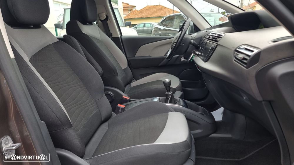 Citroën C4 Picasso 1.6 BlueHDi Intensive - 23