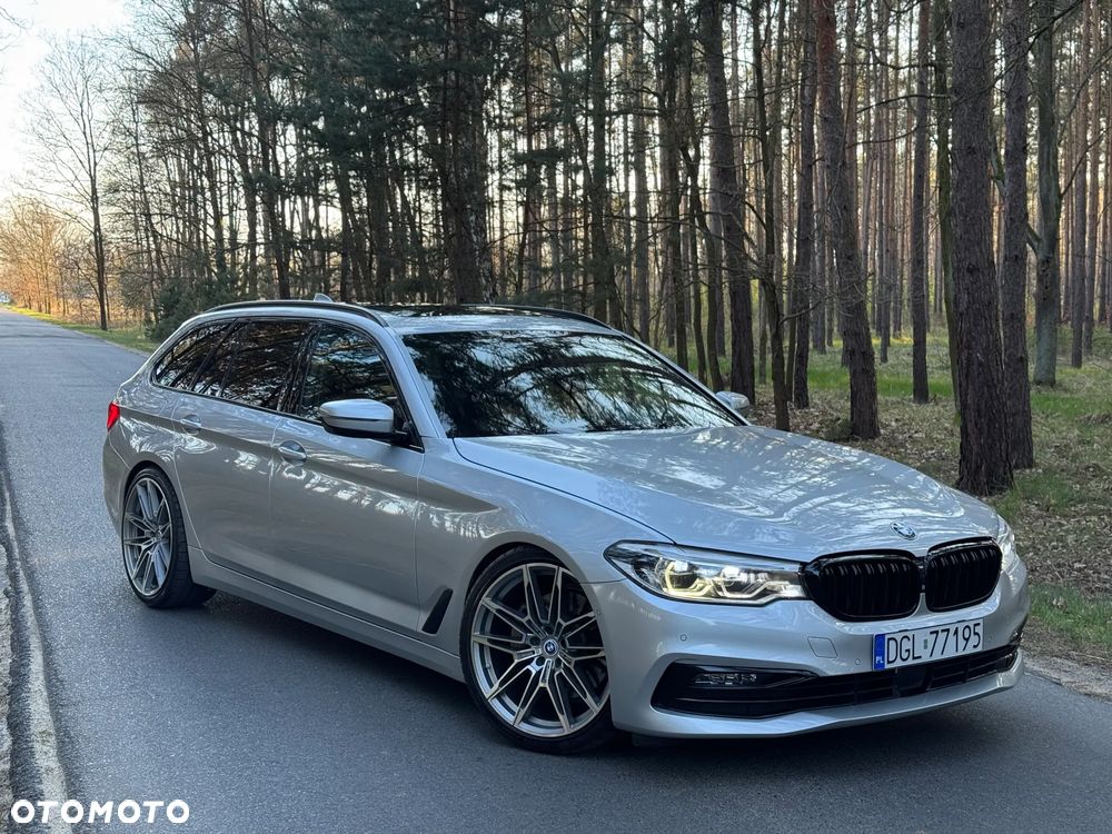BMW Seria 5 530i xDrive Sport Line sport - 1