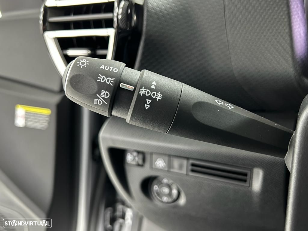 Citroën C4 1.2 PureTech Feel Pack EAT8 - 15