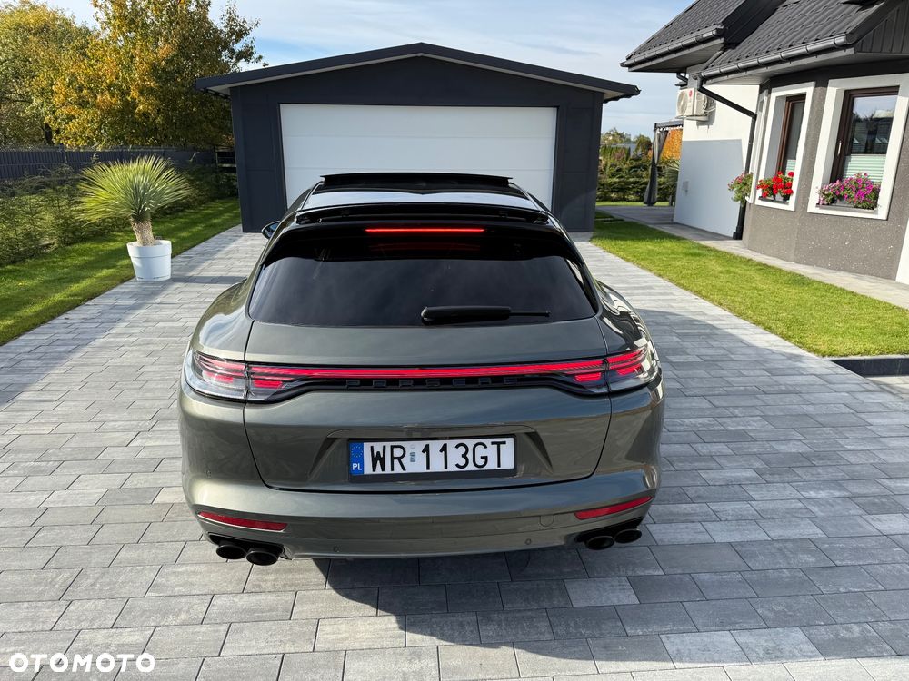 Porsche Panamera 4 Platinum Edition - 9