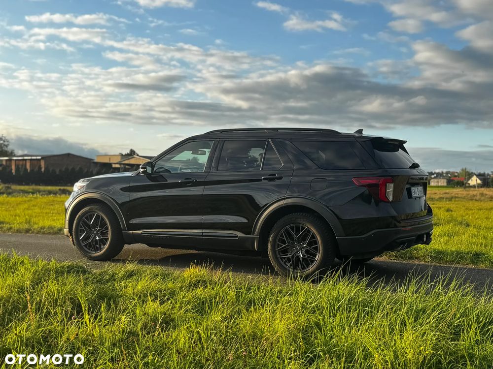 Ford Explorer - 5