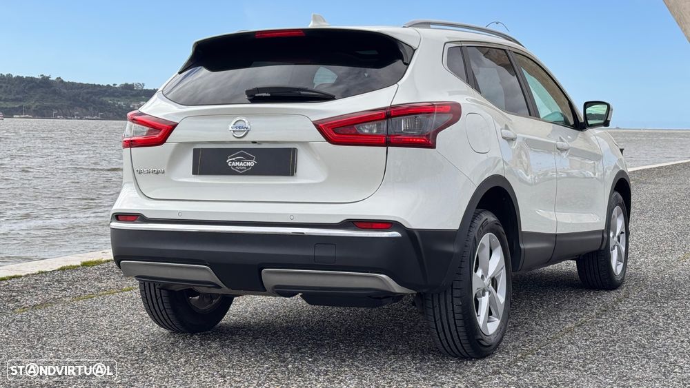 Nissan Qashqai 1.5 dCi N-Connecta - 32