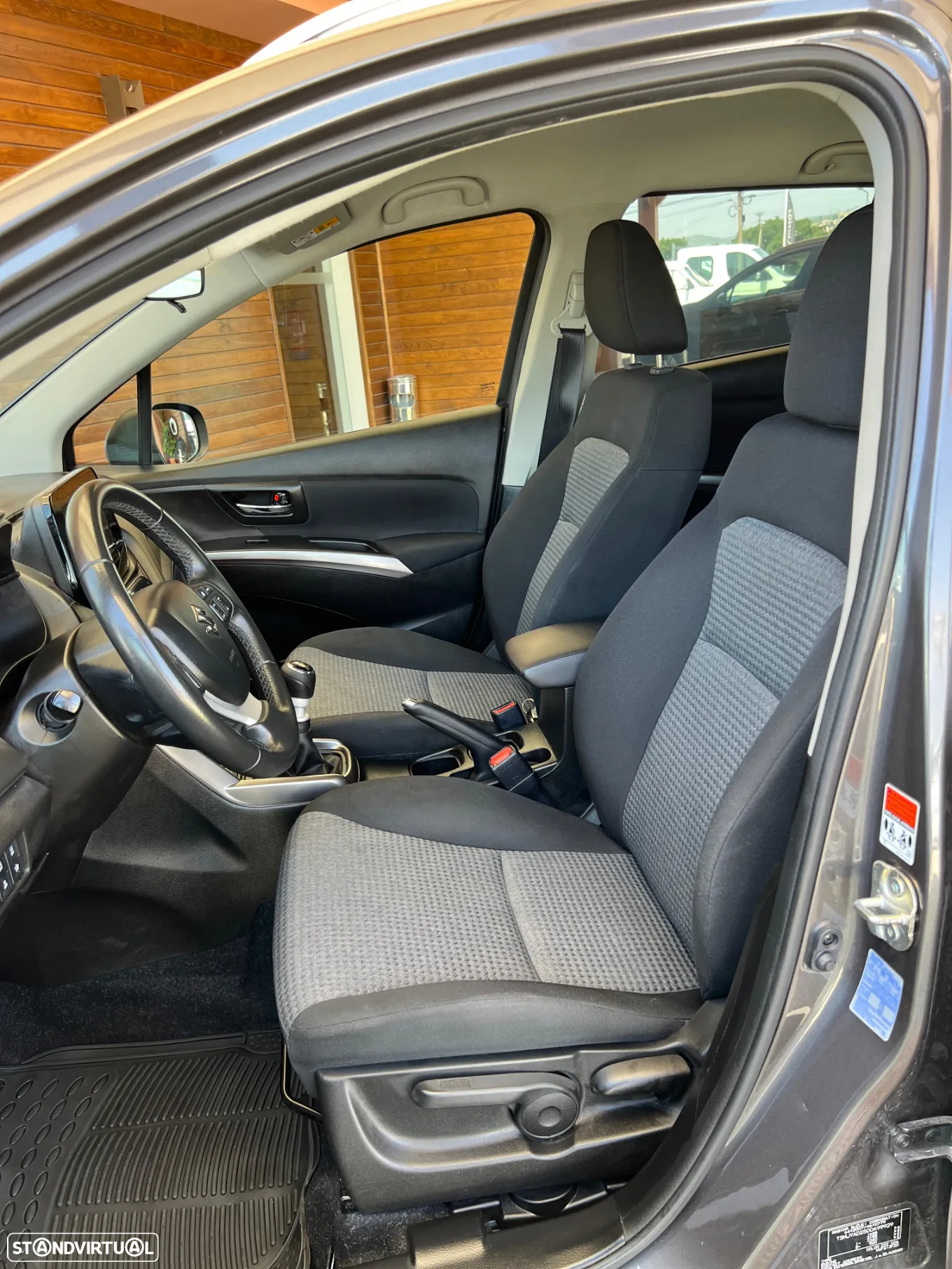 Suzuki S-Cross - 9