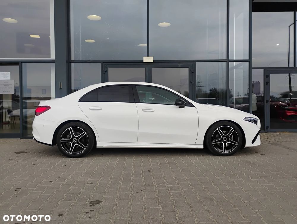 Mercedes-Benz Klasa A 200 AMG Line 7G-DCT - 6