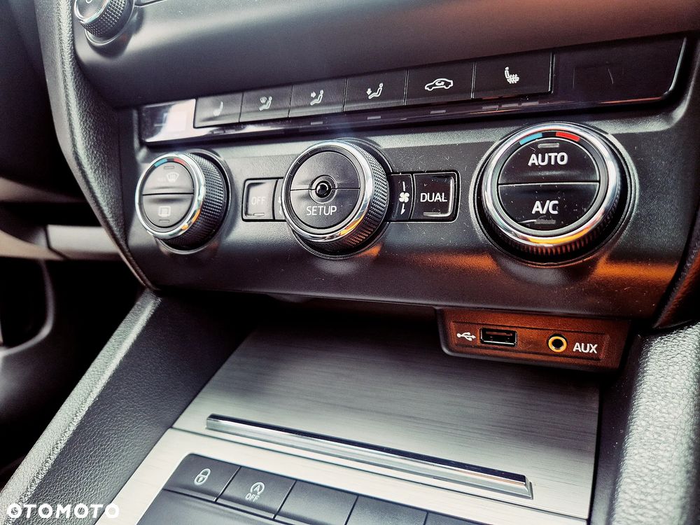 Skoda Octavia 1.4 TSI Edition - 23