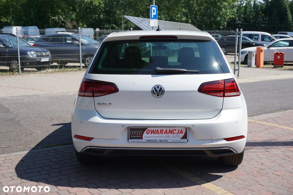 Volkswagen Golf 1.5 TSI ACT OPF DSG IQ.DRIVE - 4