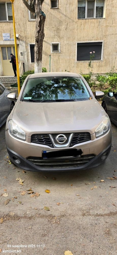 Nissan Qashqai - 1